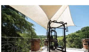 Terrazza con area fitness
